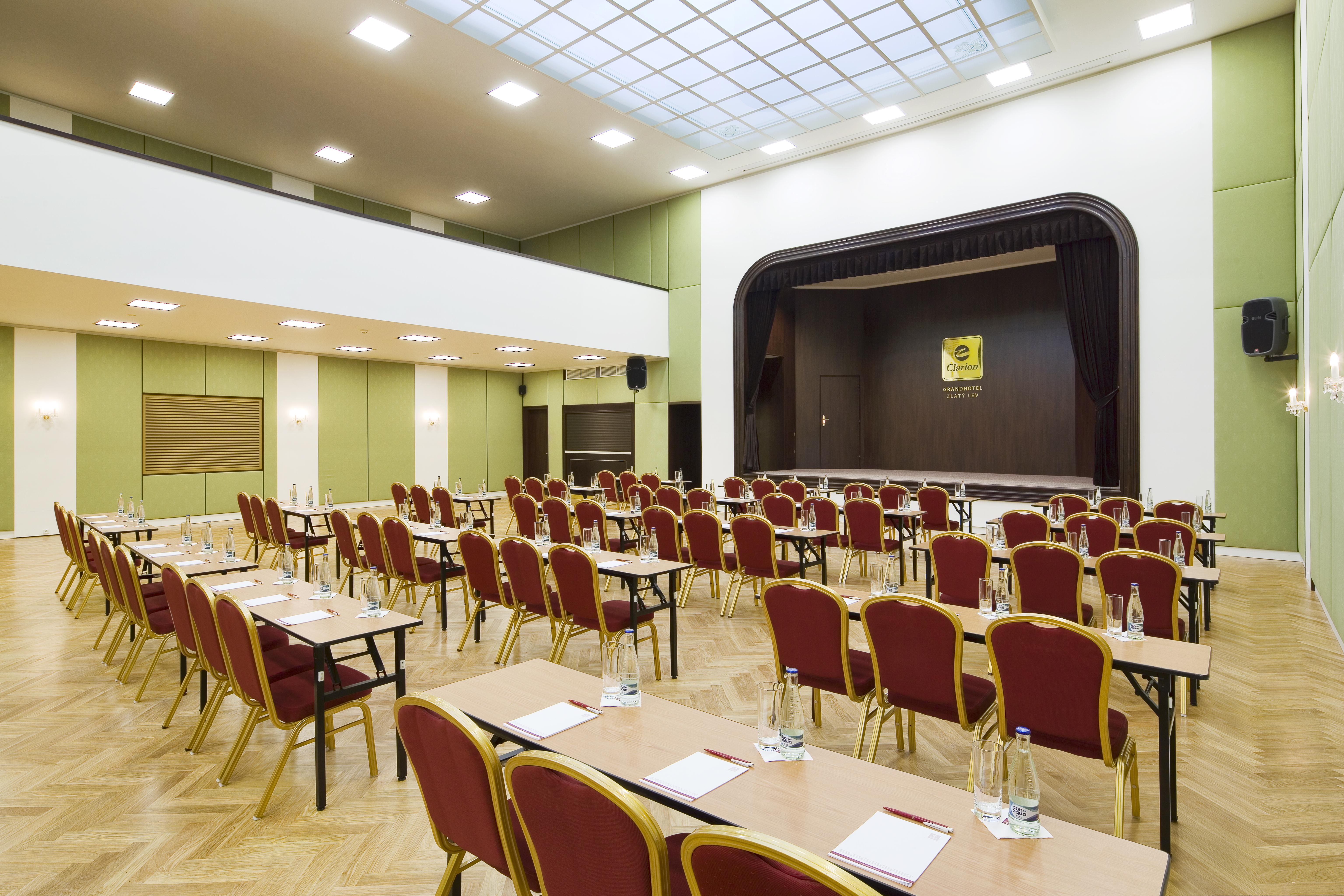 Clarion Grandhotel Zlaty Lev Liberec Bagian luar foto