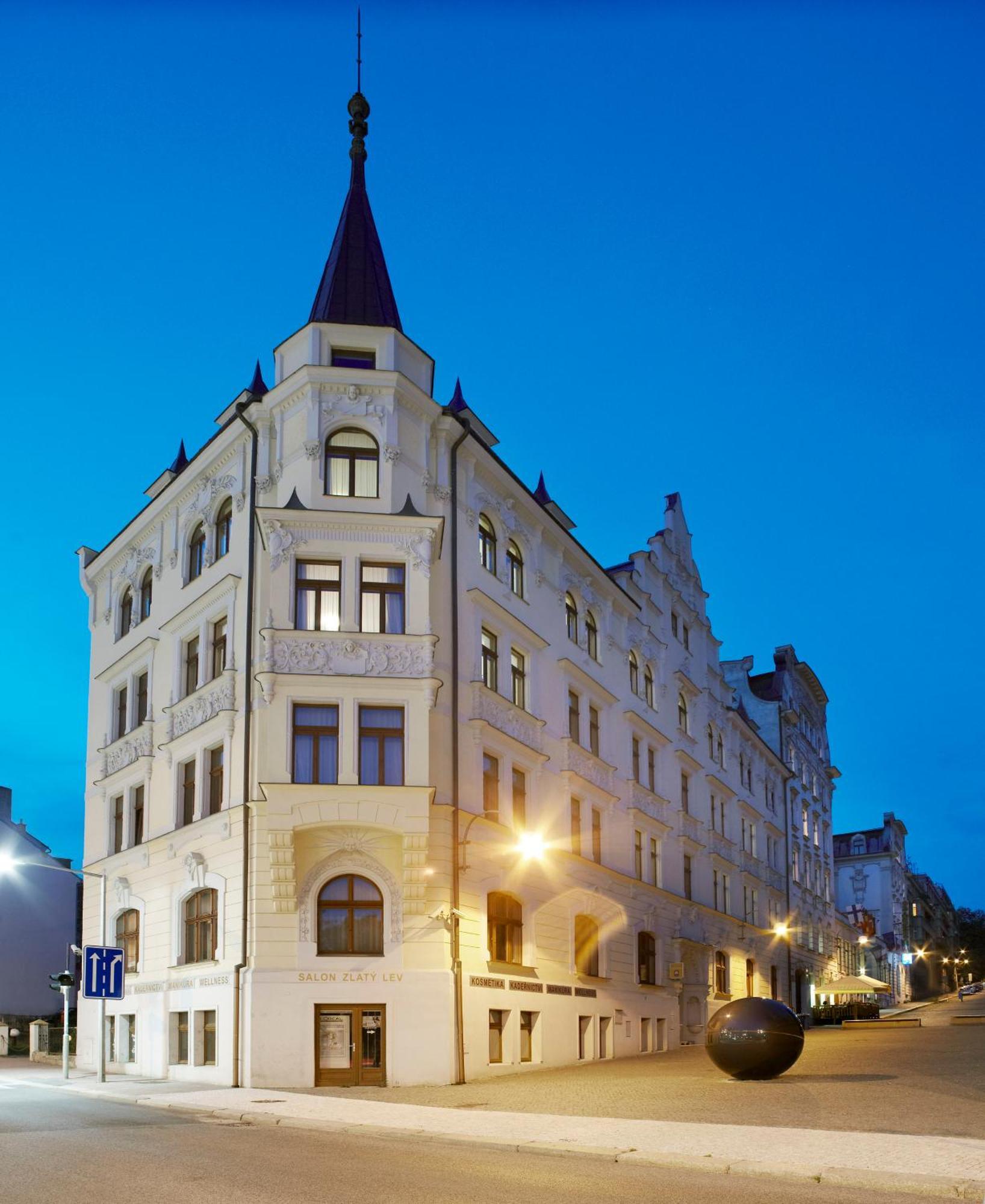 Clarion Grandhotel Zlaty Lev Liberec Bagian luar foto