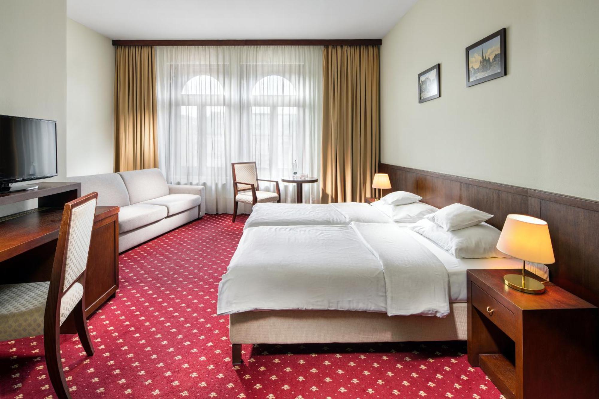 Clarion Grandhotel Zlaty Lev Liberec Bagian luar foto