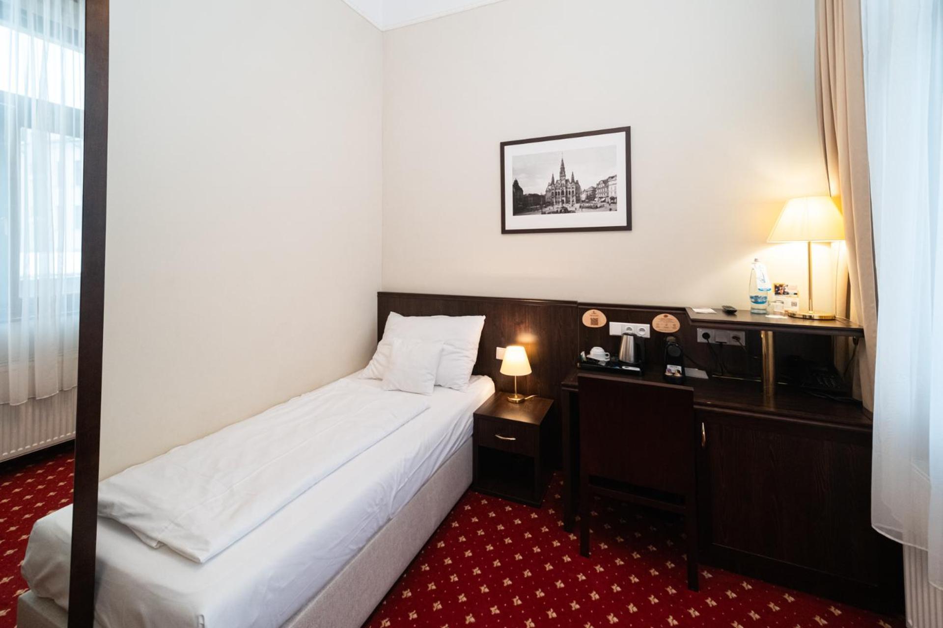 Clarion Grandhotel Zlaty Lev Liberec Bagian luar foto